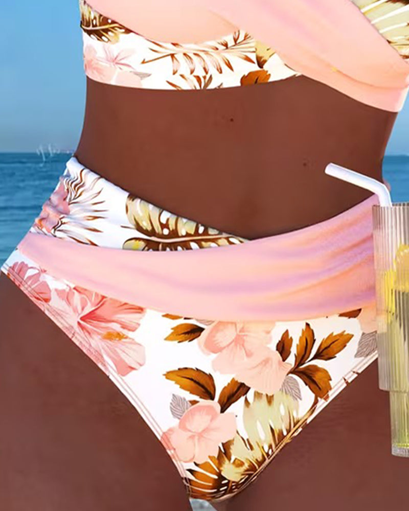 Bikini with contrasting floral print and slit