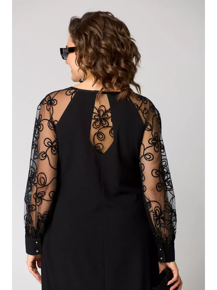 Isabella - Elegant Dress with Lace Sleeves
