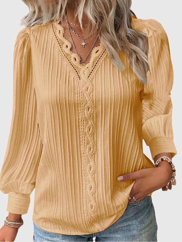 Clara | Elegant Pullover Blouse