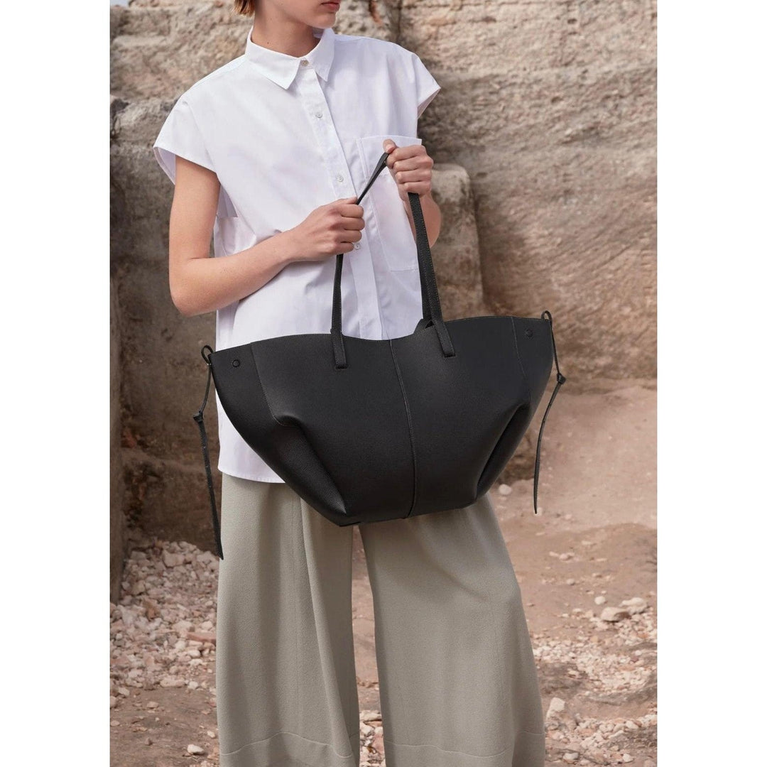Clara | Stylish and Durable Umbrella