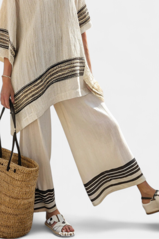 Mariella – elegant black striped linen top and fluid pants