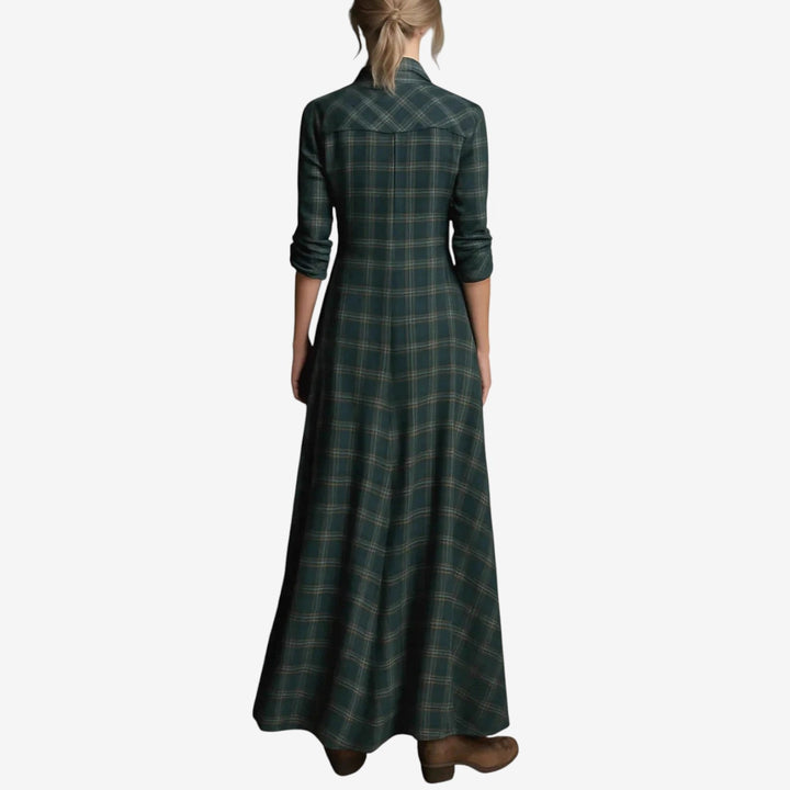 Carisse | Minimalist Dress with Collar