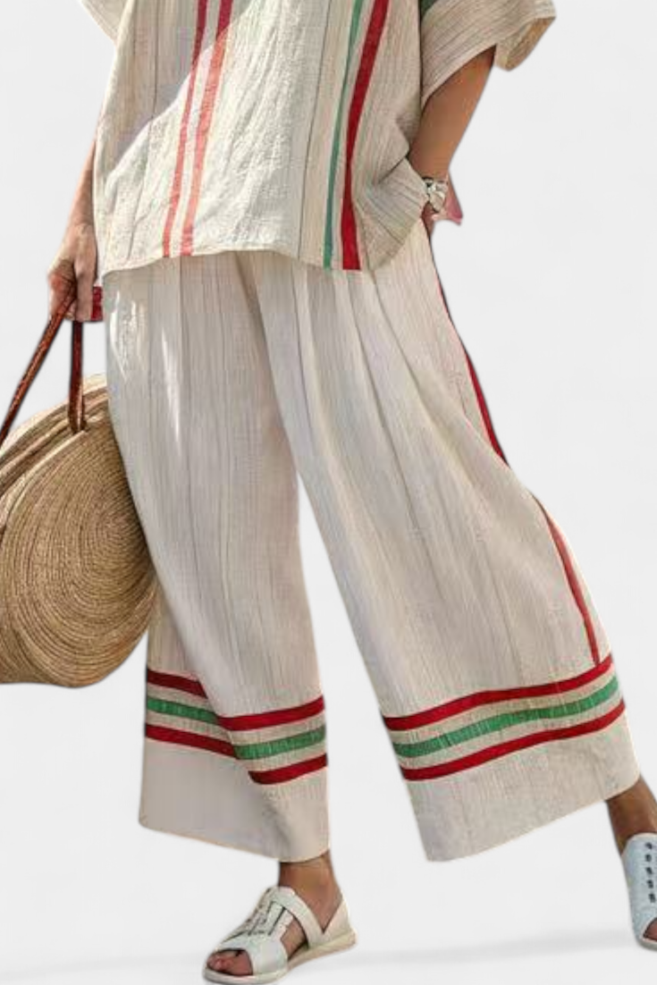 Noemi – printed boho blouse and comfortable wide pants