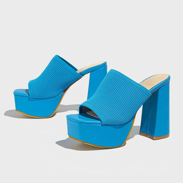 Penélope Block Heel Pumps