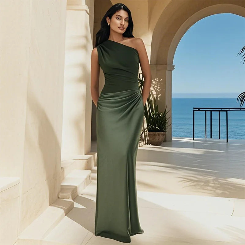 Maxi Dress with a Guilt in Satin