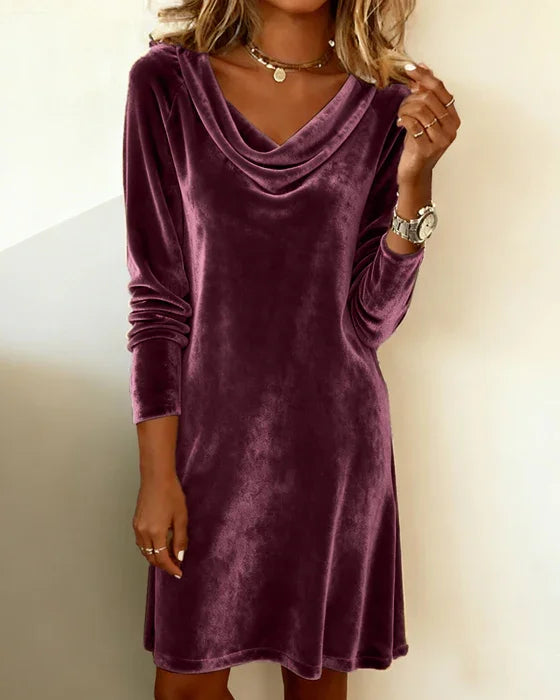 Celeste - Loose Fitting Velvet Dress