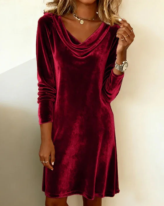Celeste - Loose Fitting Velvet Dress