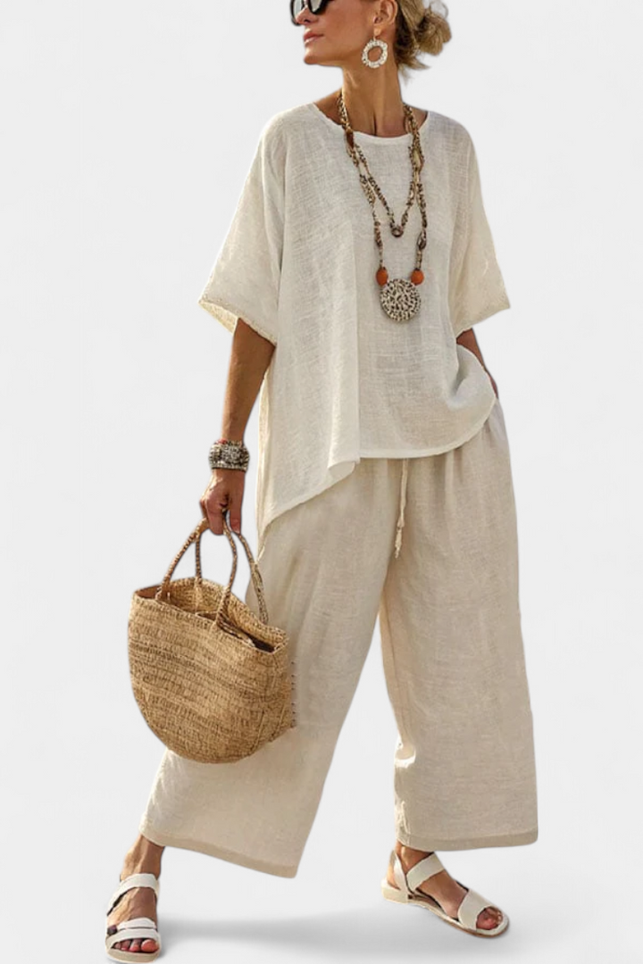Beatrice – essential comfortable shirt and wide-leg pants