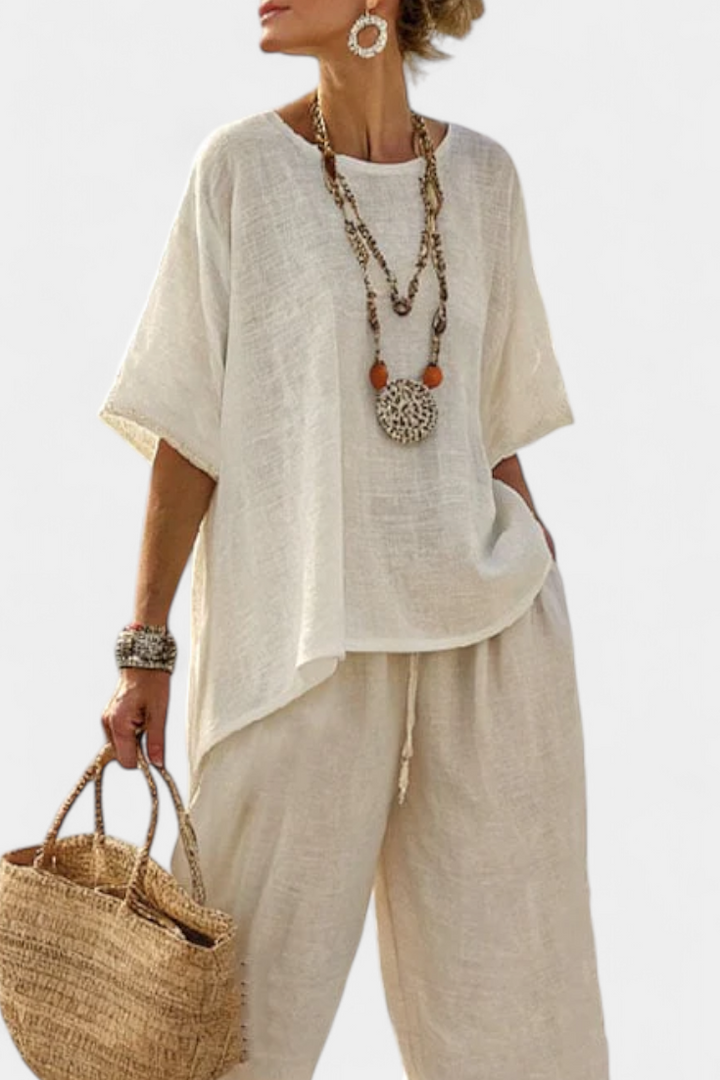Beatrice – essential comfortable shirt and wide-leg pants